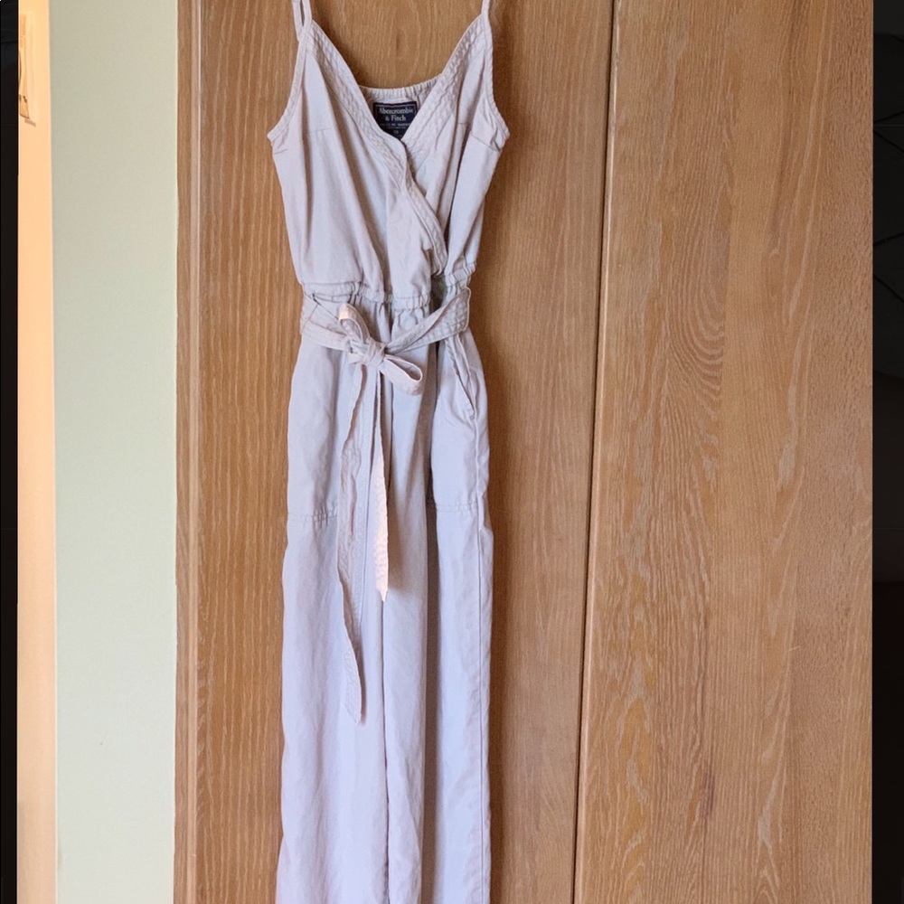 Abercrombie jumpsuit - Picture 3 of 10
